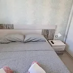 Ewa *