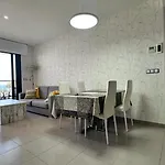 Ewa *
