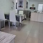 דירה Ewa *